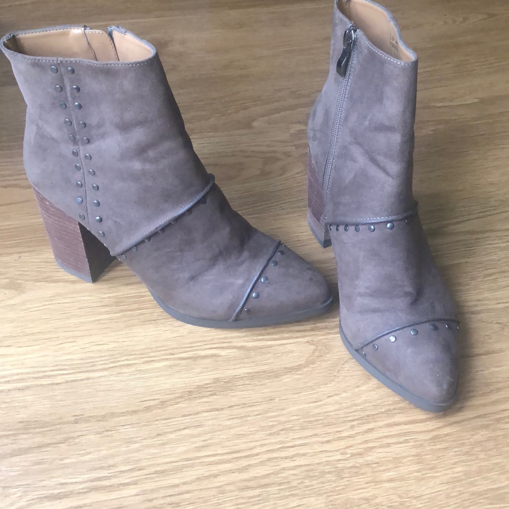 Super cute studded boots